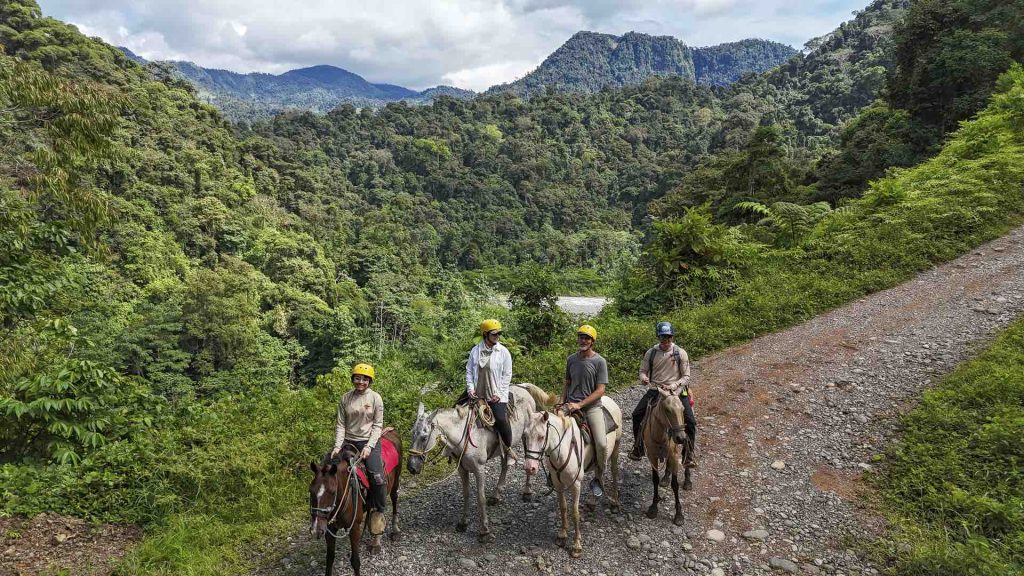 Horseback riding at Rafiki Safari Lodge